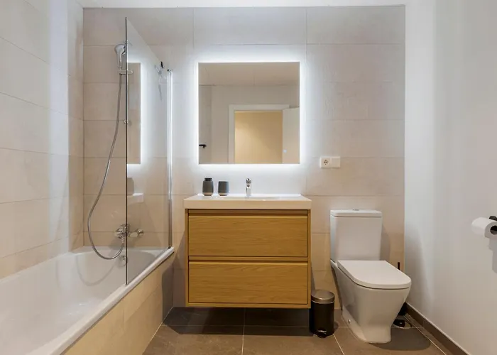 Skyline Penthouse Apartment *