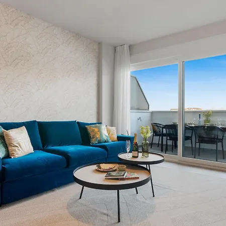 Skyline Penthouse