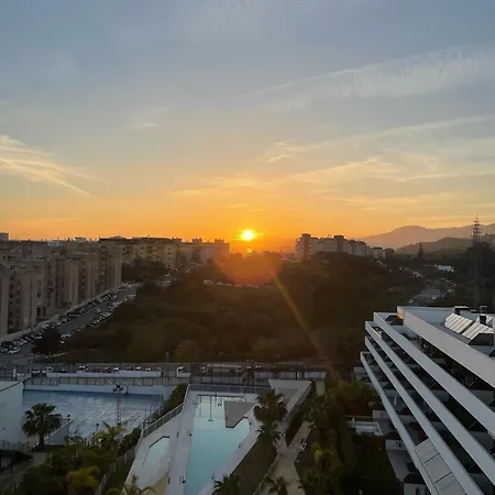Skyline Penthouse * Εστεπόνα